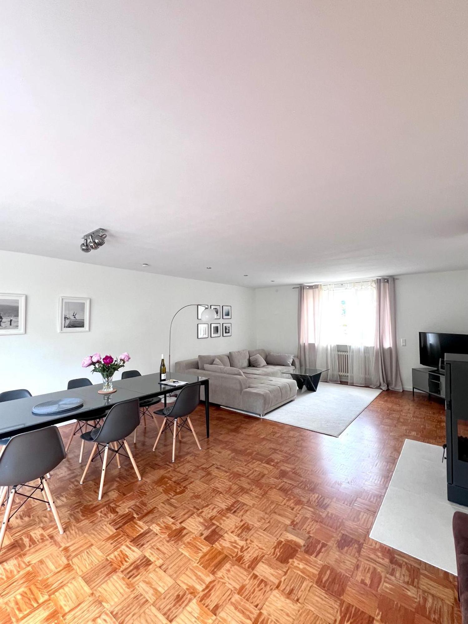 Privates Ferienhaus Mit Pool & Whirlpool Zentral In Bad Dürkheim Zewnętrze zdjęcie