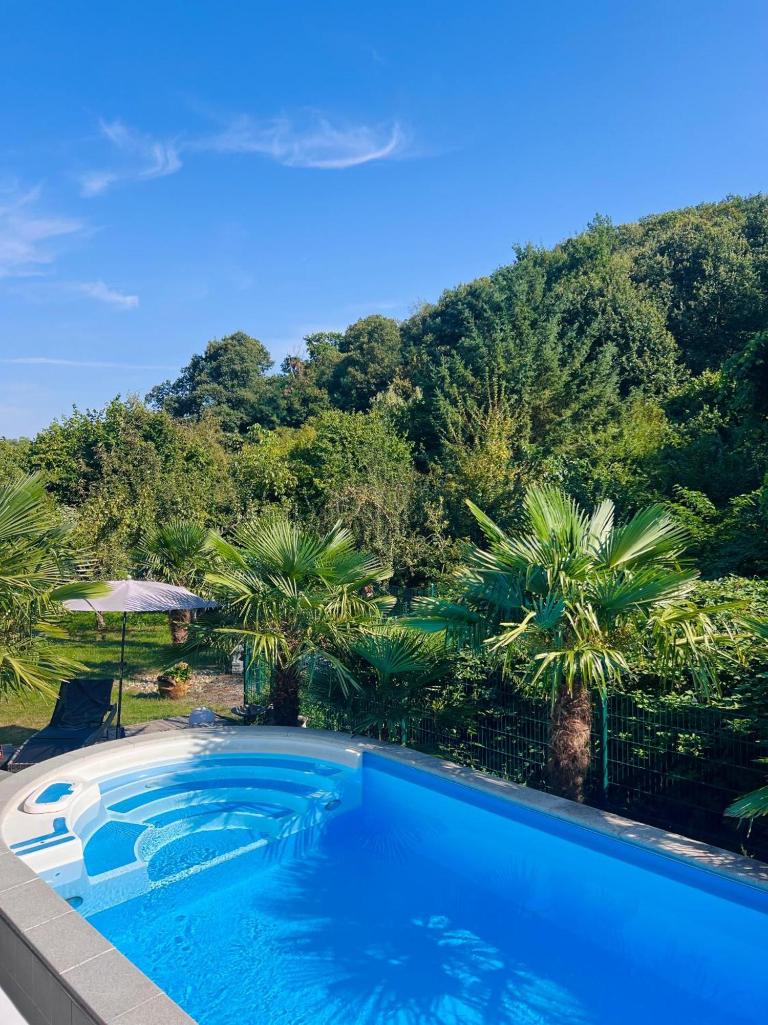 Privates Ferienhaus Mit Pool & Whirlpool Zentral In Bad Dürkheim Zewnętrze zdjęcie